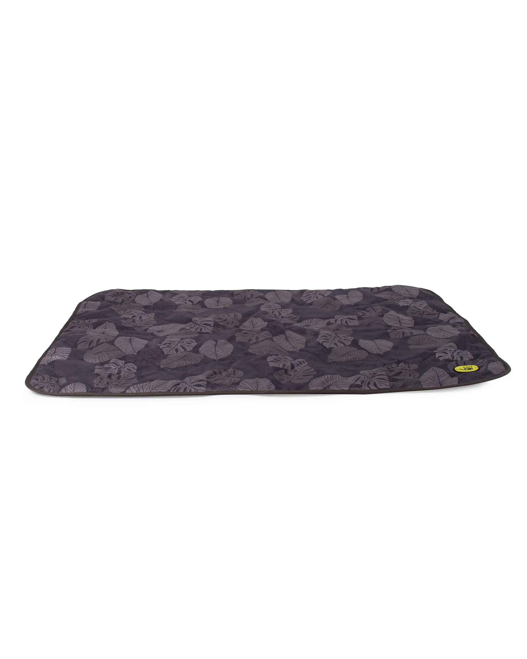 Sun & Sand Waterproof Throw - Tropical Black - Image 3