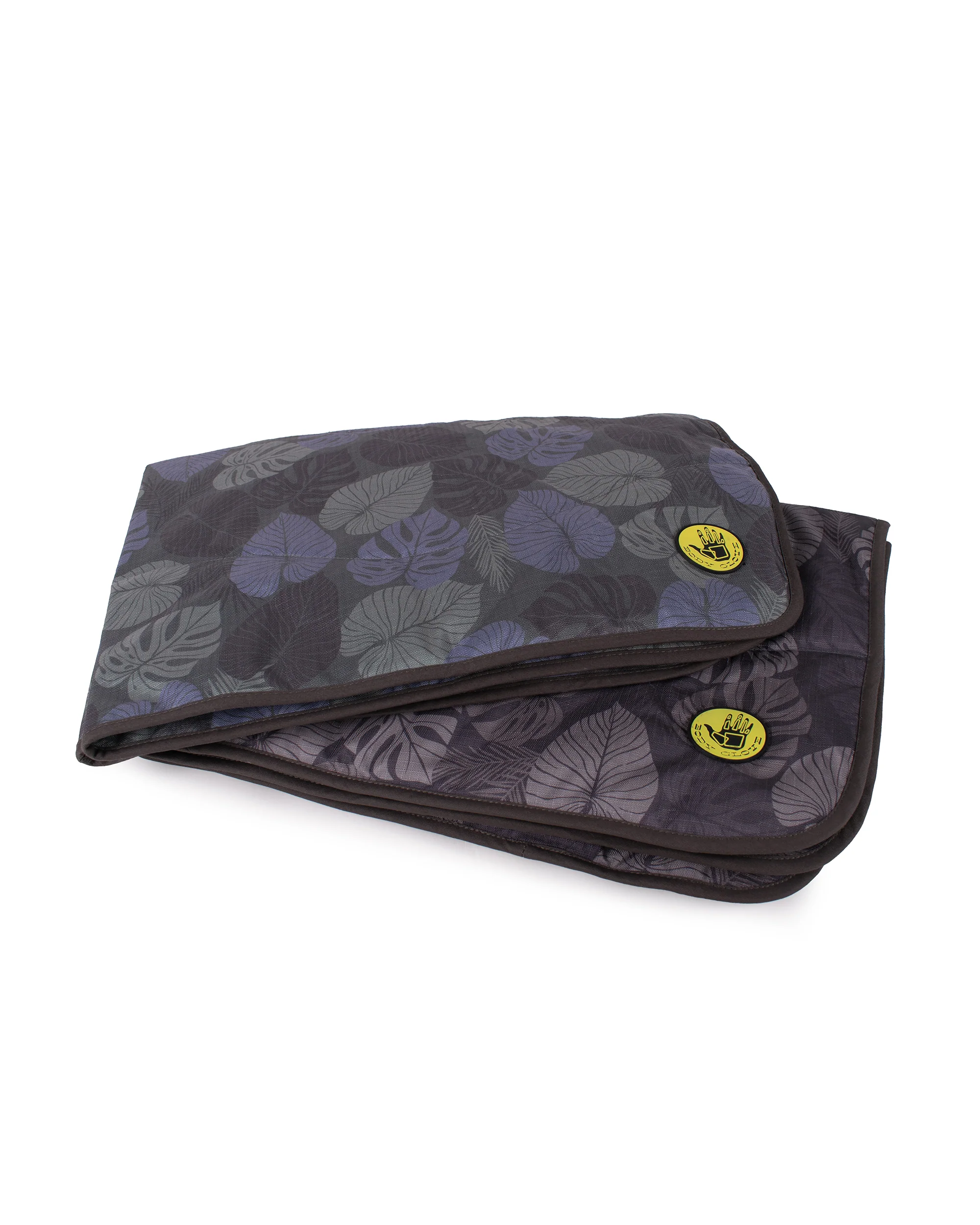 Sun & Sand Waterproof Throw - Tropical Black - Image 6